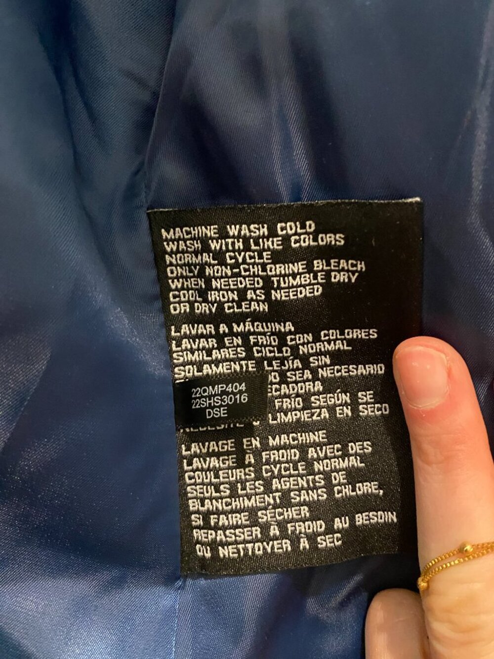 Guess Winter Jacket - Picture 5 of 6